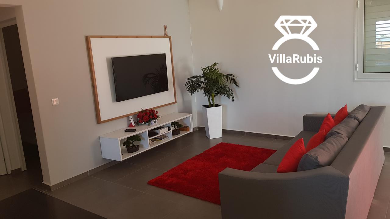 Villa Rubis Льо Мул Екстериор снимка